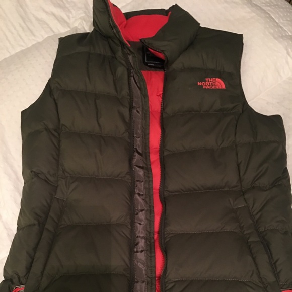 The North Face Jackets & Blazers - North face vest zip up puffer